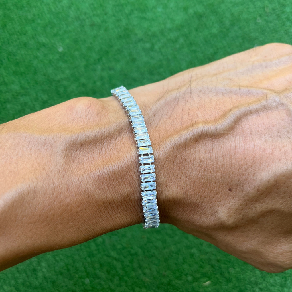 RICH BAGUETTE DIAMOND (Zircon)