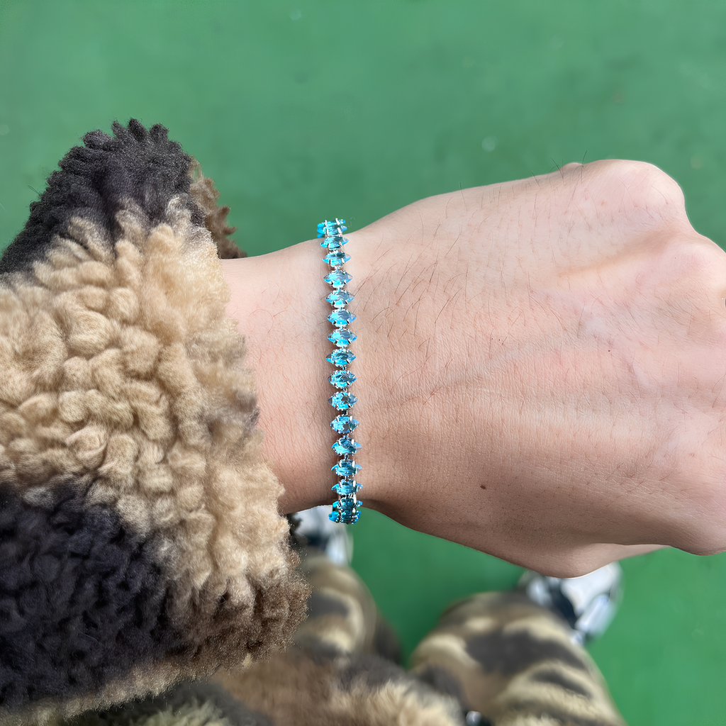 RICH BABY BLUE SPIKE DIAMOND 4mm (Zircon)