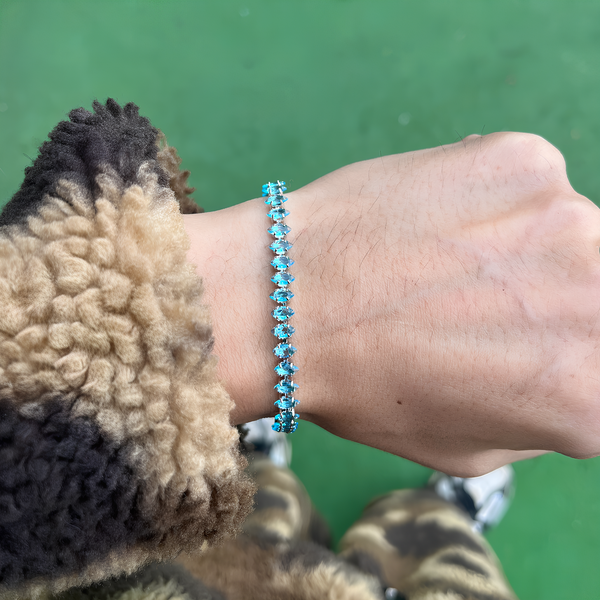 RICH BABY BLUE SPIKE DIAMOND 4mm (Zircon)