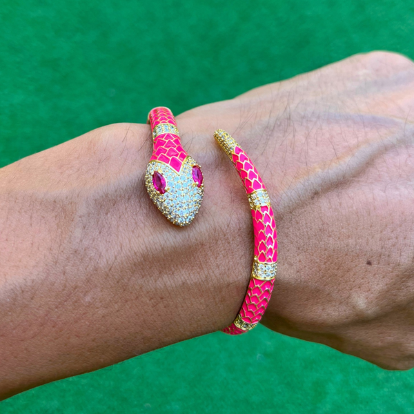 RICH ROYAL GOLDEN SNAKE BRACELET (Gold Plated)