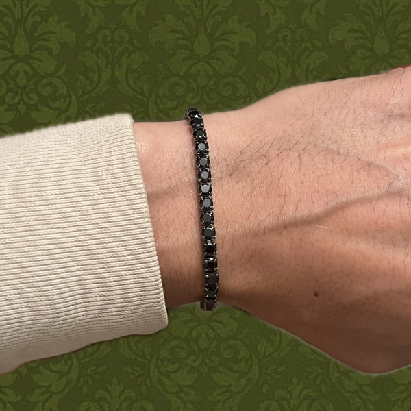 RICH BLACK DIAMOND 4mm (Zircon)