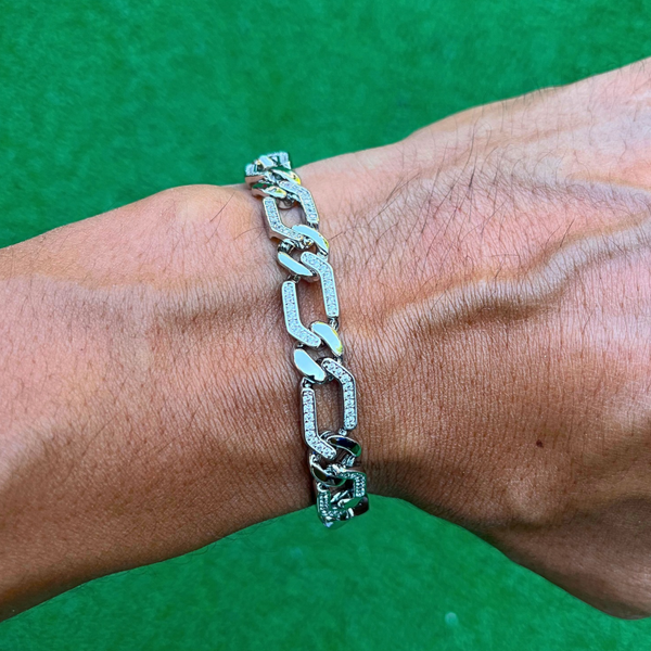 RICH DIAMOND CHAIN BRACELET (Gold Plated)
