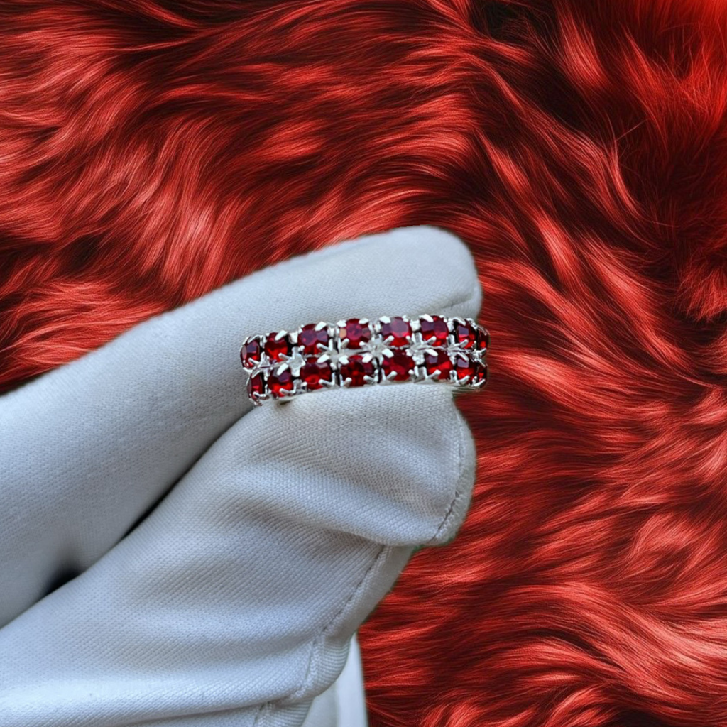 RICH RED DIAMOND RING