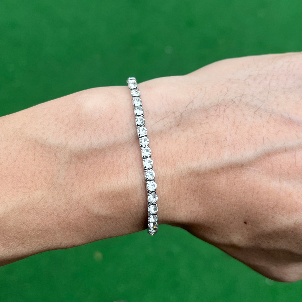 RICH ONE ROW DIAMOND